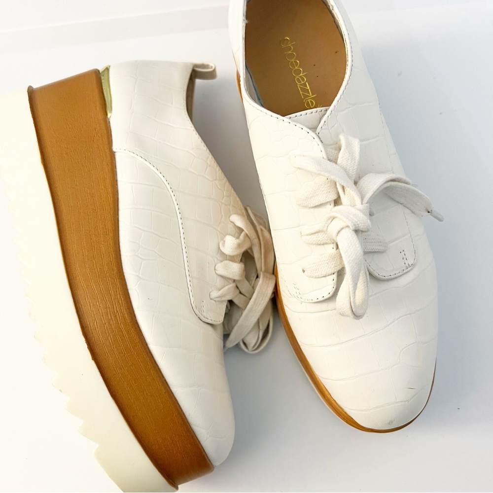 🤍Shoe Dazzle Women's White Platform Sneakers Oxfords - Picture 6 of 9